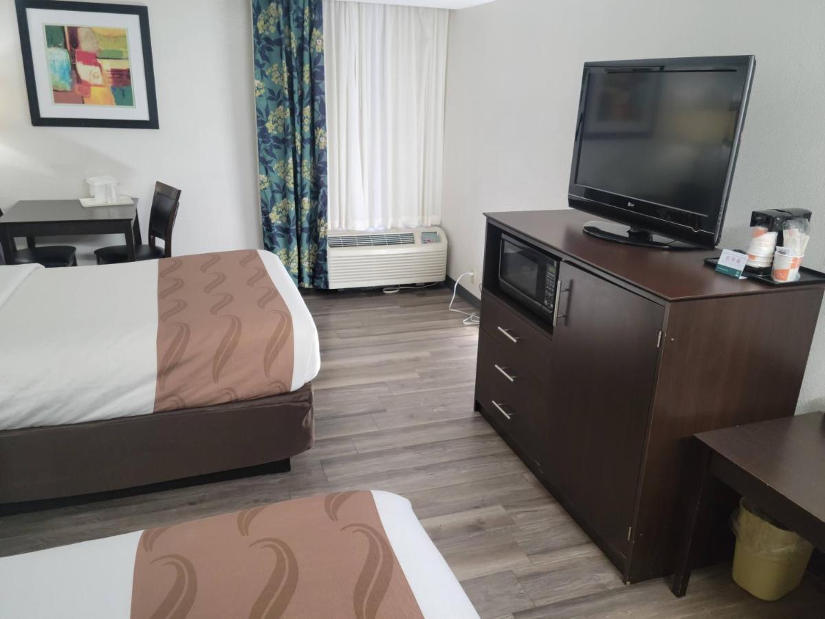 Quality Inn Terre Haute University Area Exteriör bild