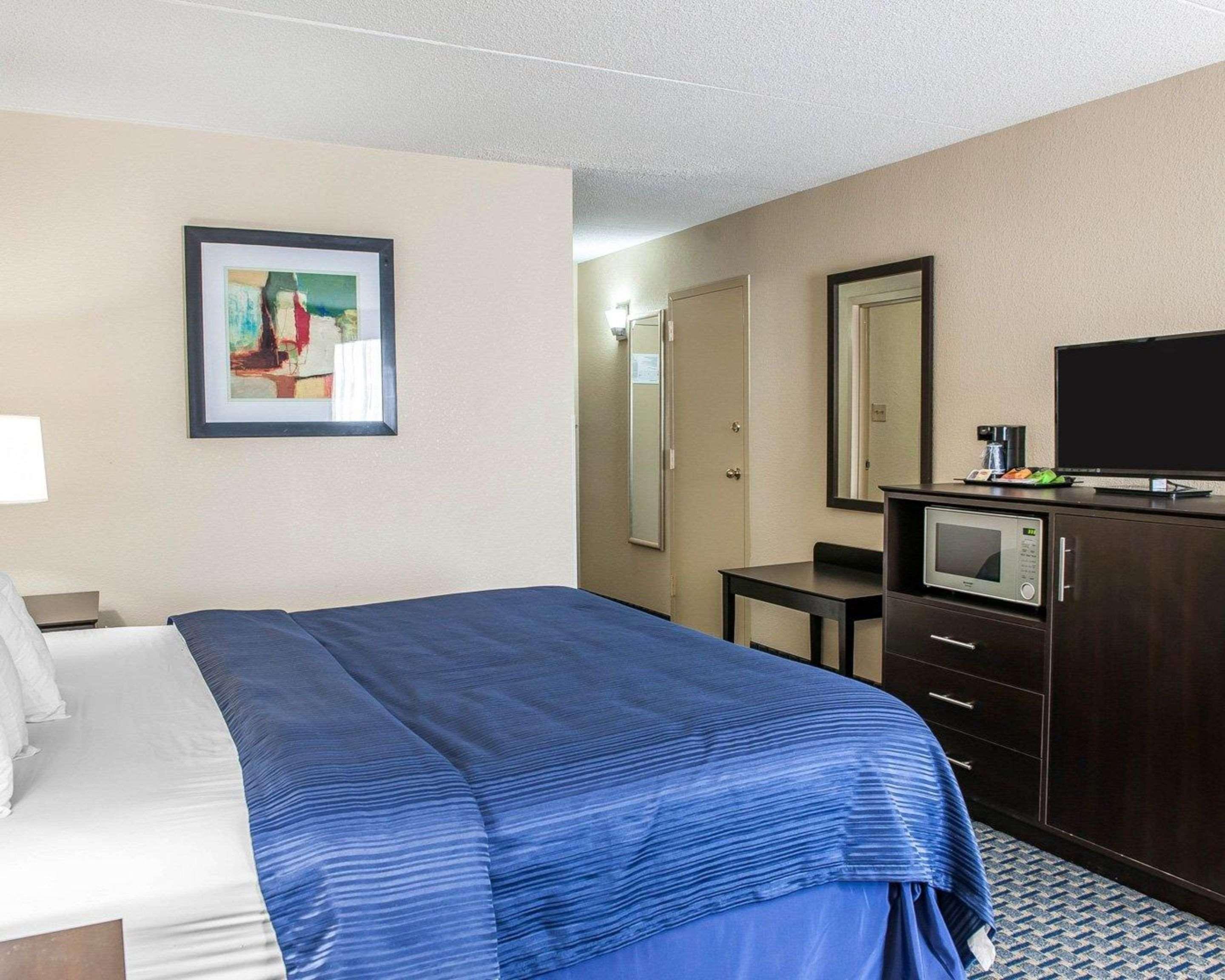 Quality Inn Terre Haute University Area Exteriör bild