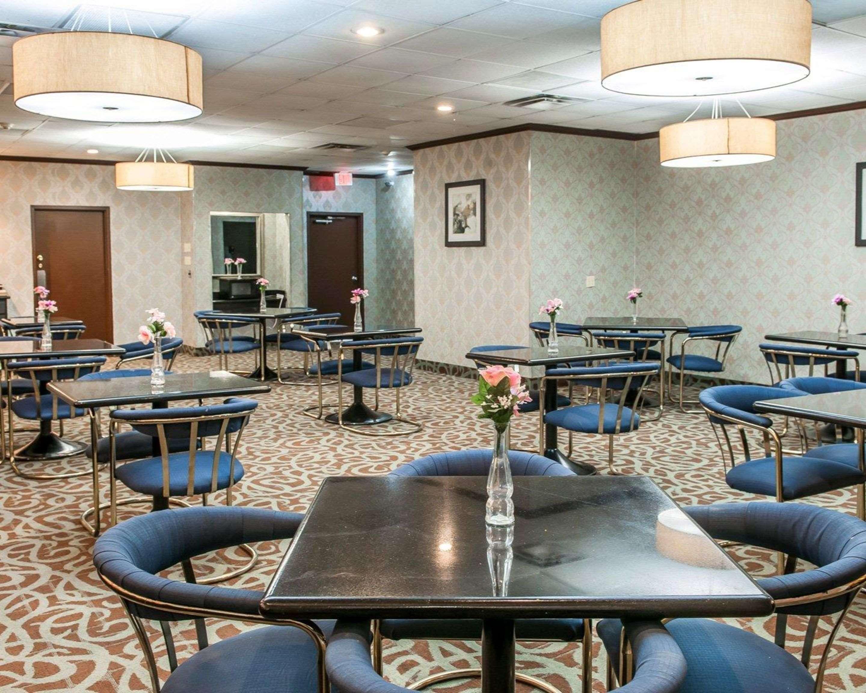 Quality Inn Terre Haute University Area Exteriör bild