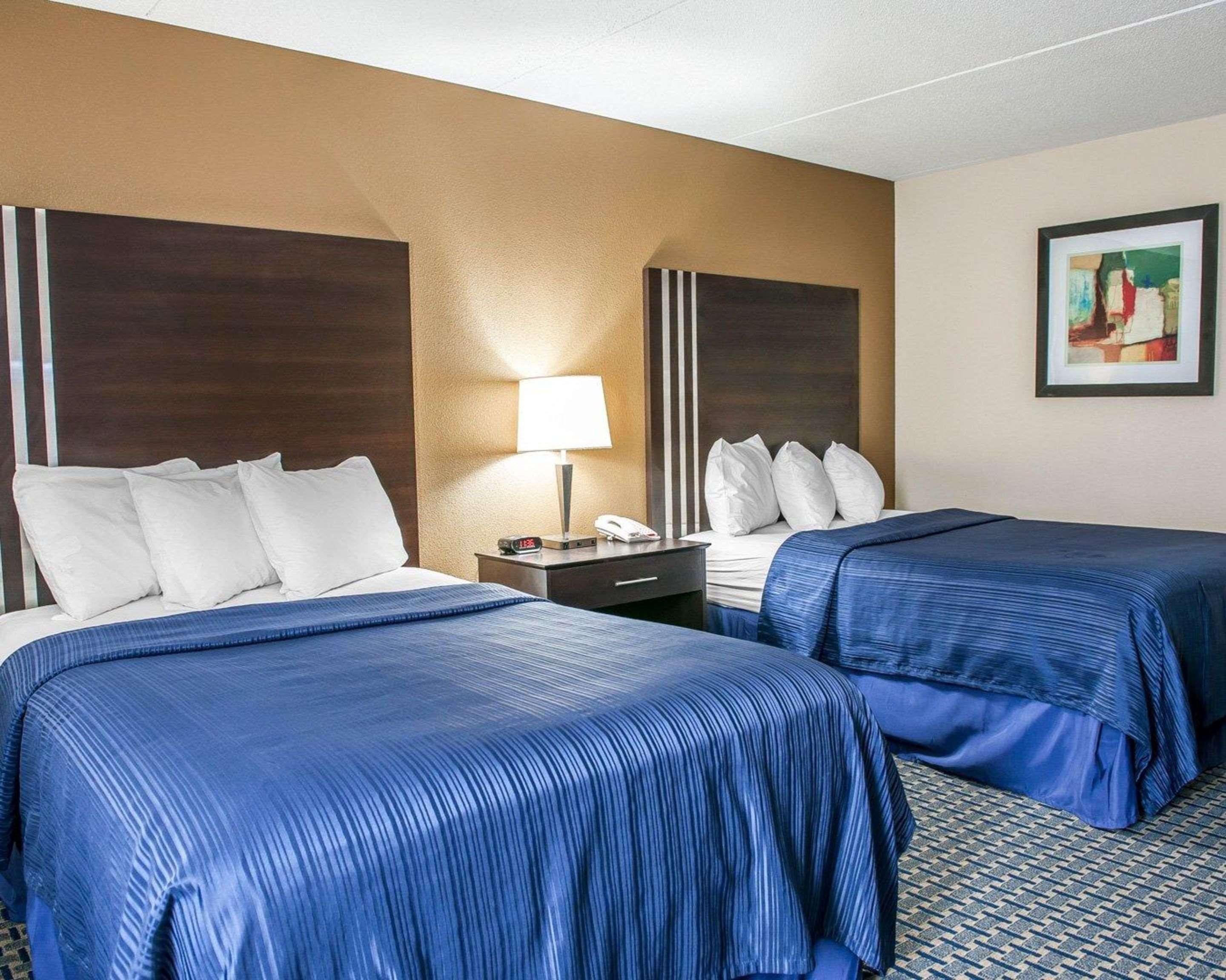 Quality Inn Terre Haute University Area Exteriör bild