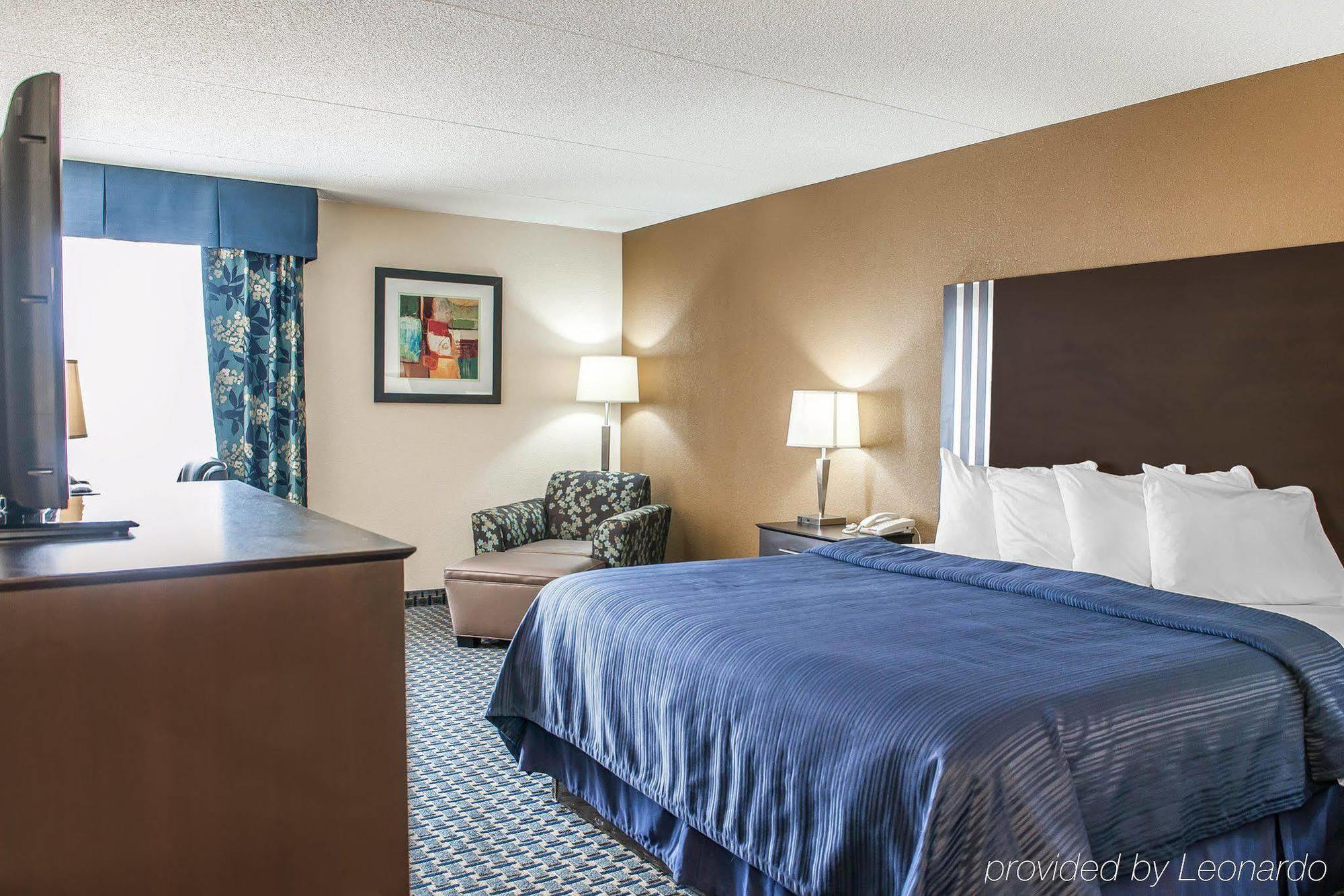 Quality Inn Terre Haute University Area Exteriör bild